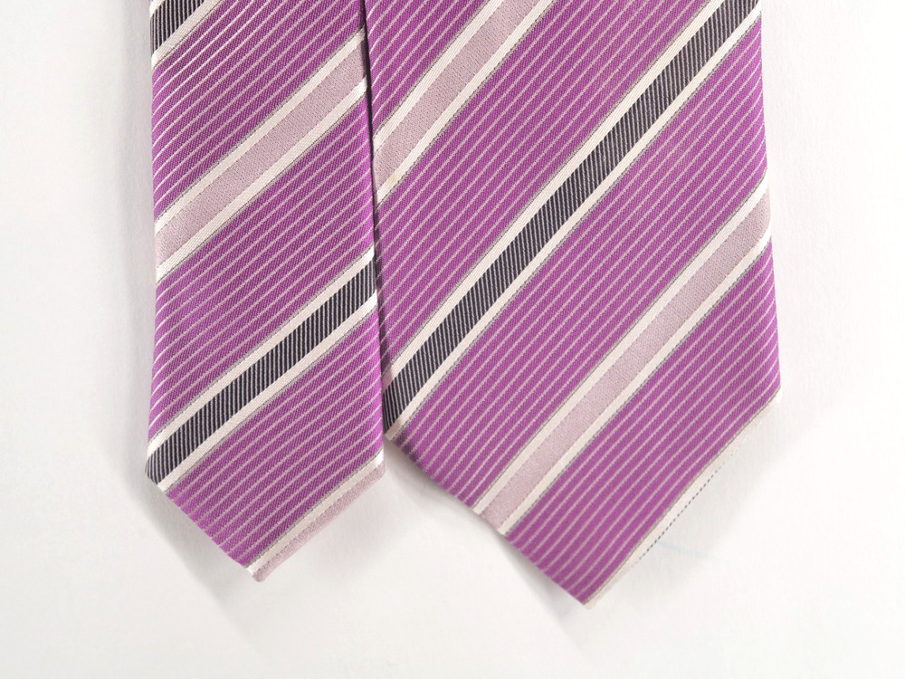 Hugo Boss Tie Men's Repp Striped Red Made in Italy 3"x59" 100% Silk